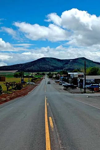 One Random Exit Per Trip: The Detour Rule That Turned My Road Trips Into Treasure Hunts